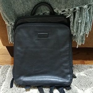 Tignanello black leather backpack *vintage*